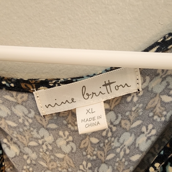 Nine Britton Patterned romper from Stitchfix - Picture 5 of 6